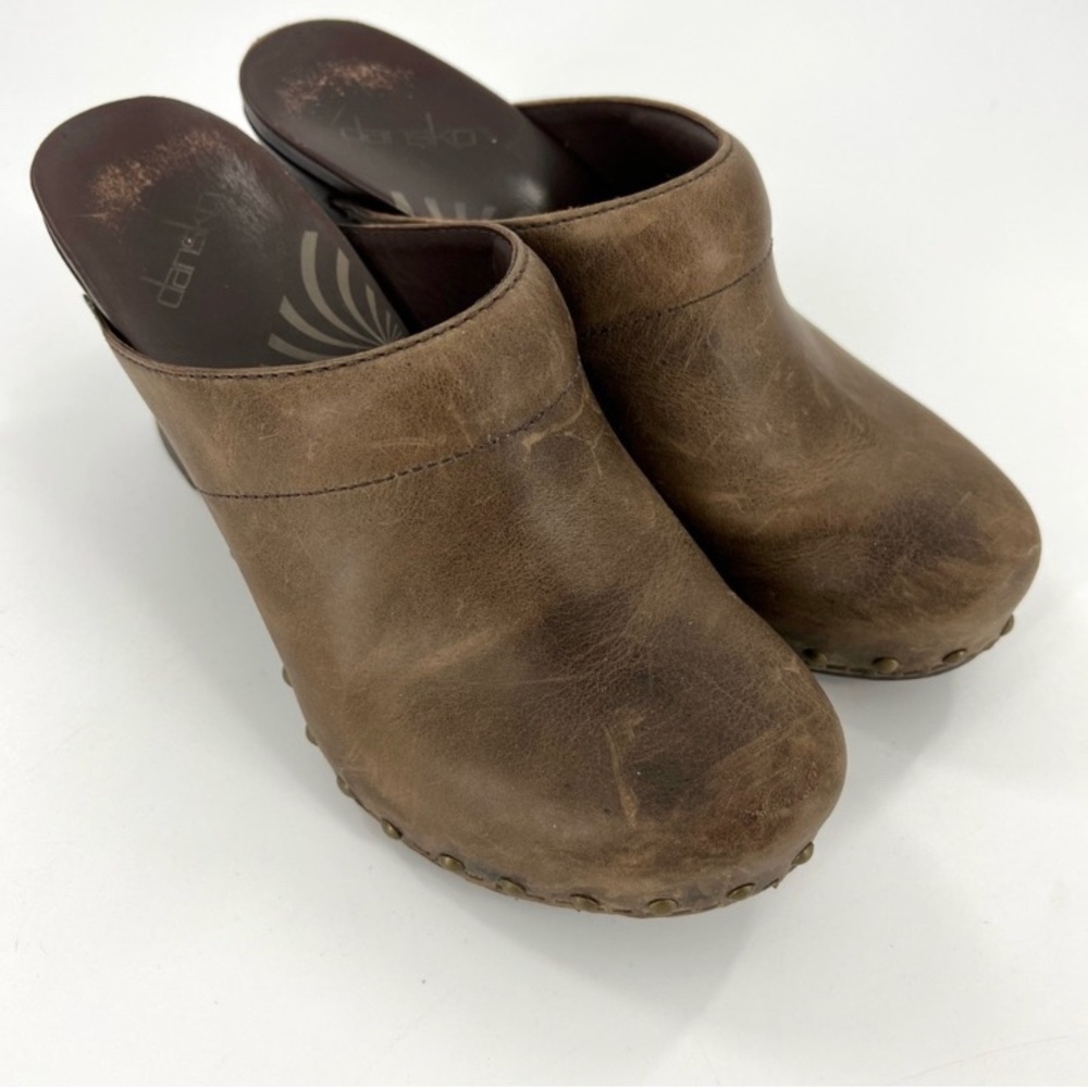 Dansko Rae Distressed Studded Brown Leather Heeled Mules 38